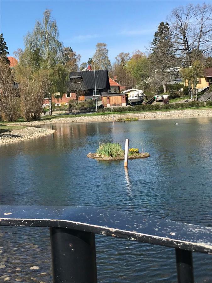 Lagenhet I Villa Pa Fornudden Tyreso Luaran gambar