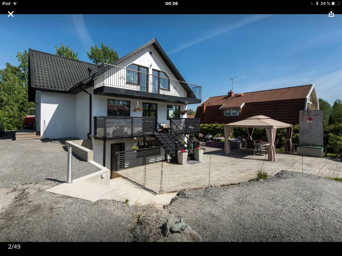Lagenhet I Villa Pa Fornudden Tyreso Luaran gambar